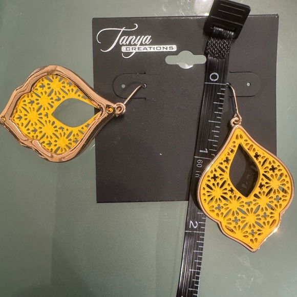 High-End Department Store Designer One of Kind Statement Earrings - Picture 4 of 4